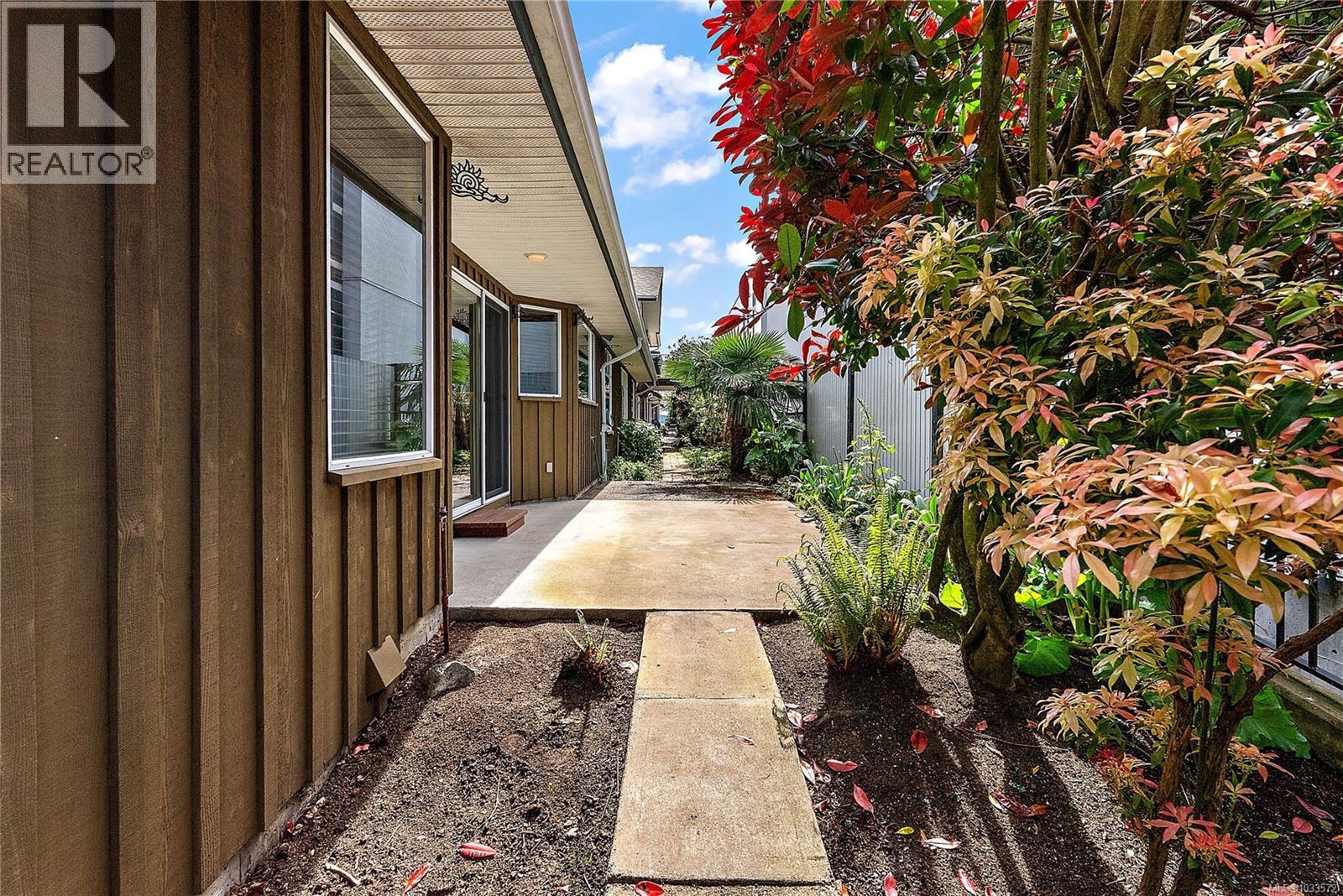 1 9675 First St, Sidney, British Columbia  V8L 3C8 - Photo 24 - 1033572