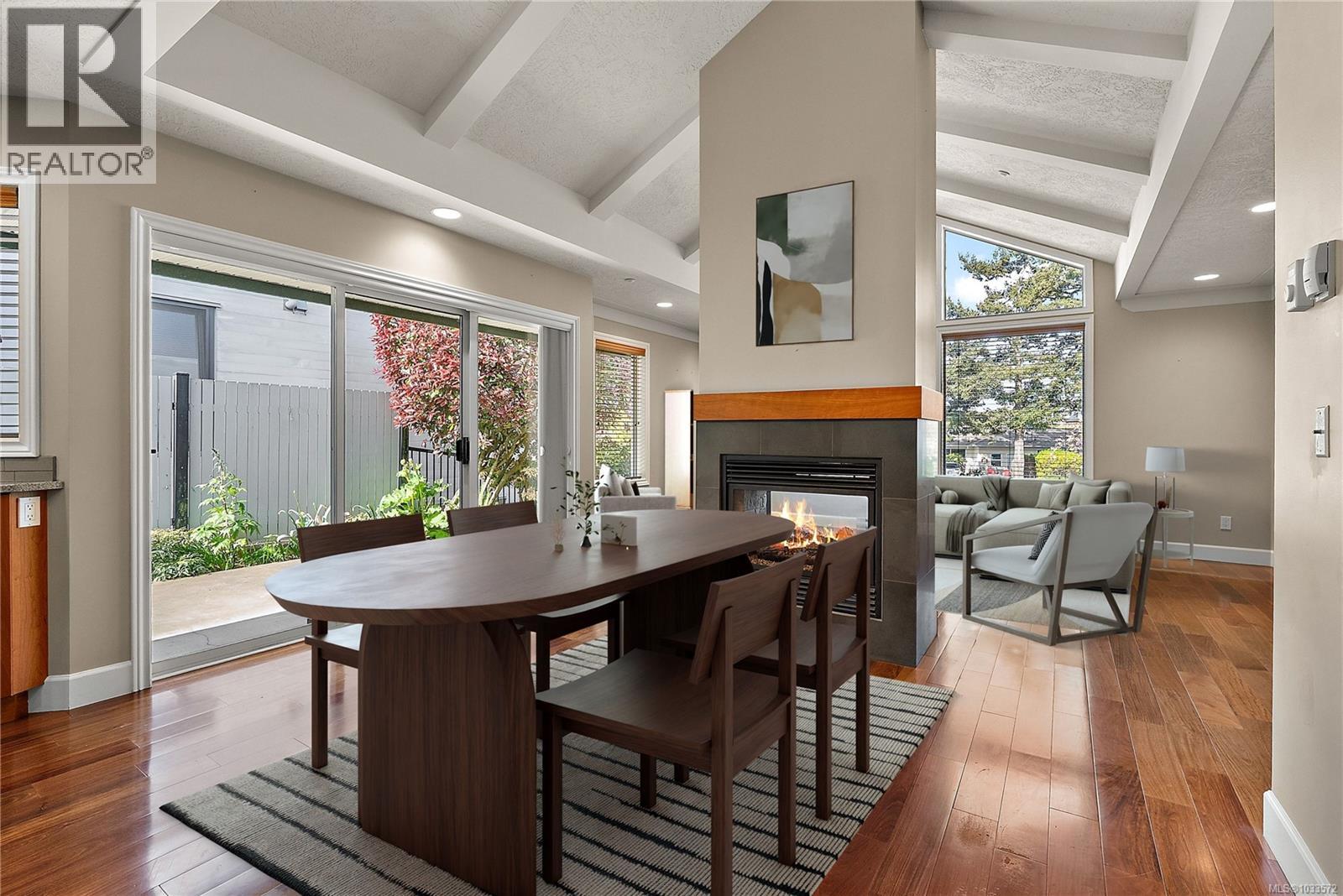 1 9675 First St, Sidney, British Columbia  V8L 3C8 - Photo 4 - 1033572