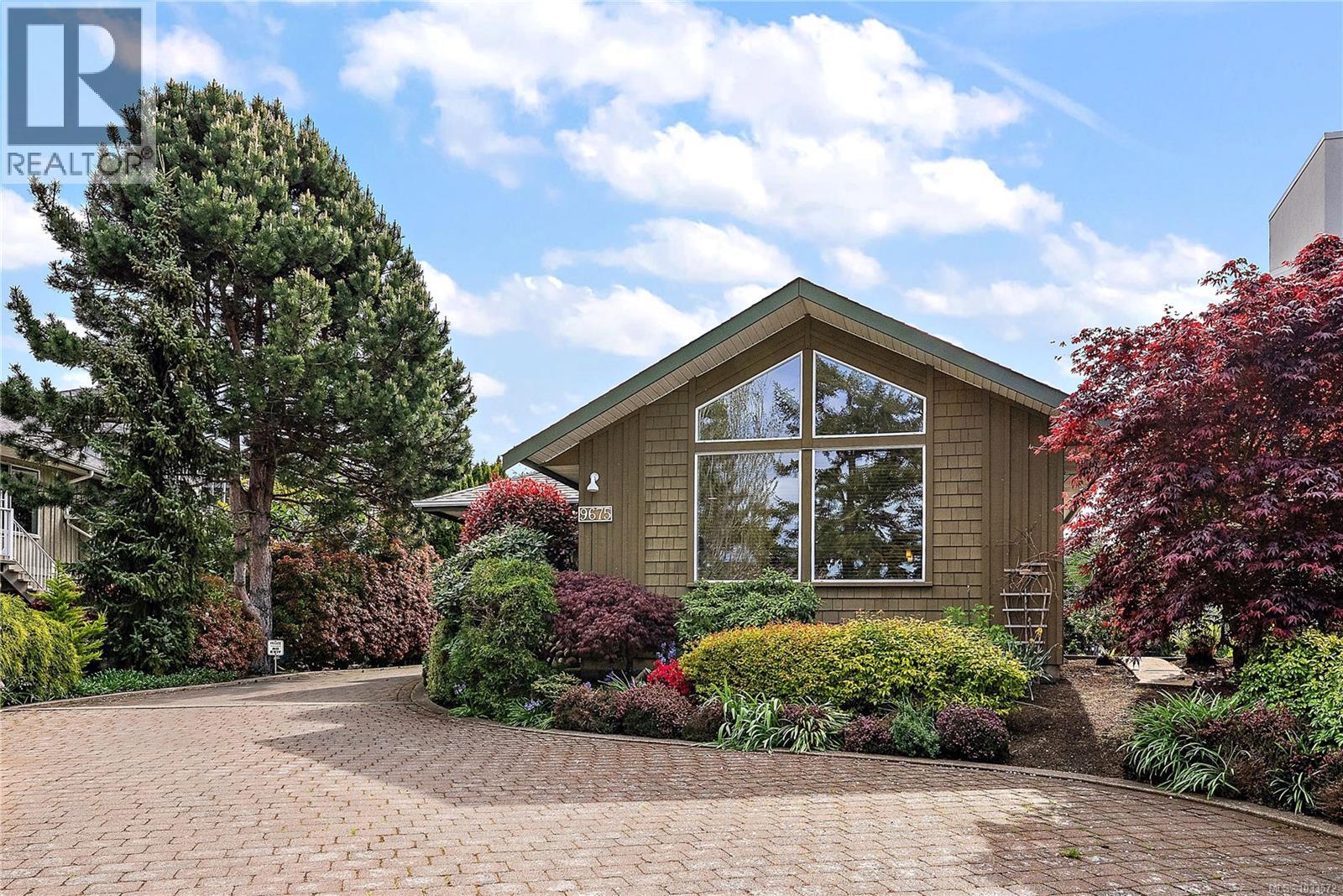 1 9675 First St, Sidney, British Columbia  V8L 3C8 - Photo 5 - 1033572