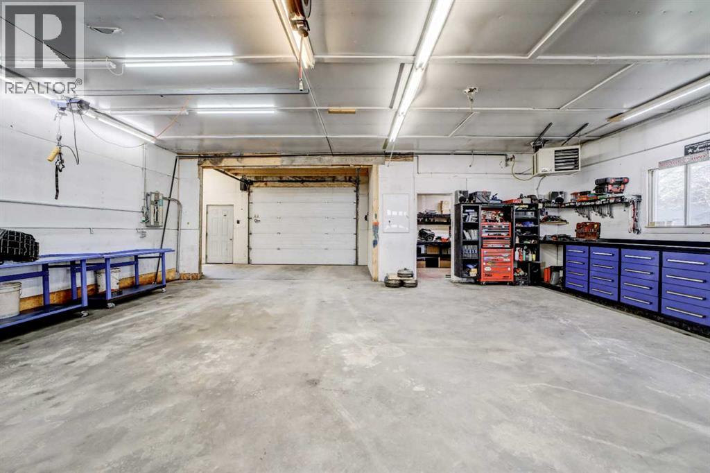 304 3 Avenue, Cowley, Alberta  T0K 0P0 - Photo 28 - A2303927