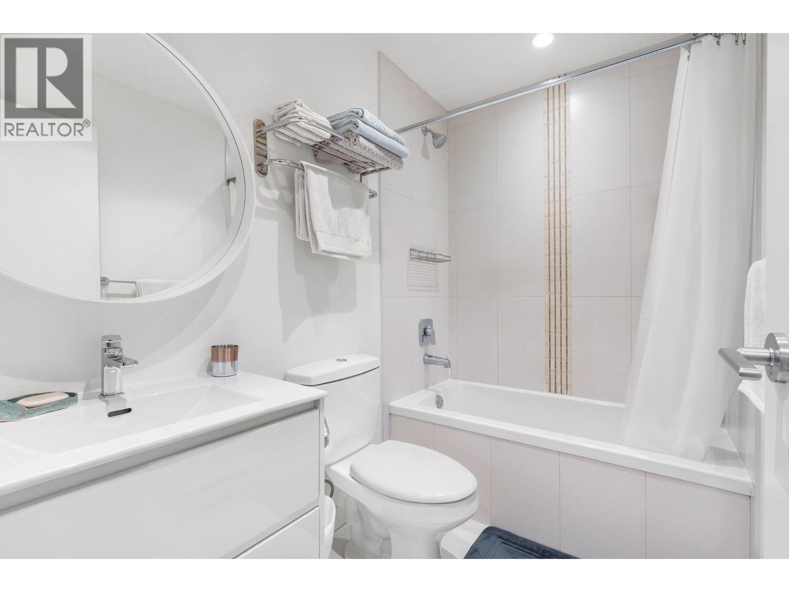 307 2135 Heritage Park Lane, North Vancouver, British Columbia  V7H 0B6 - Photo 28 - R3116237