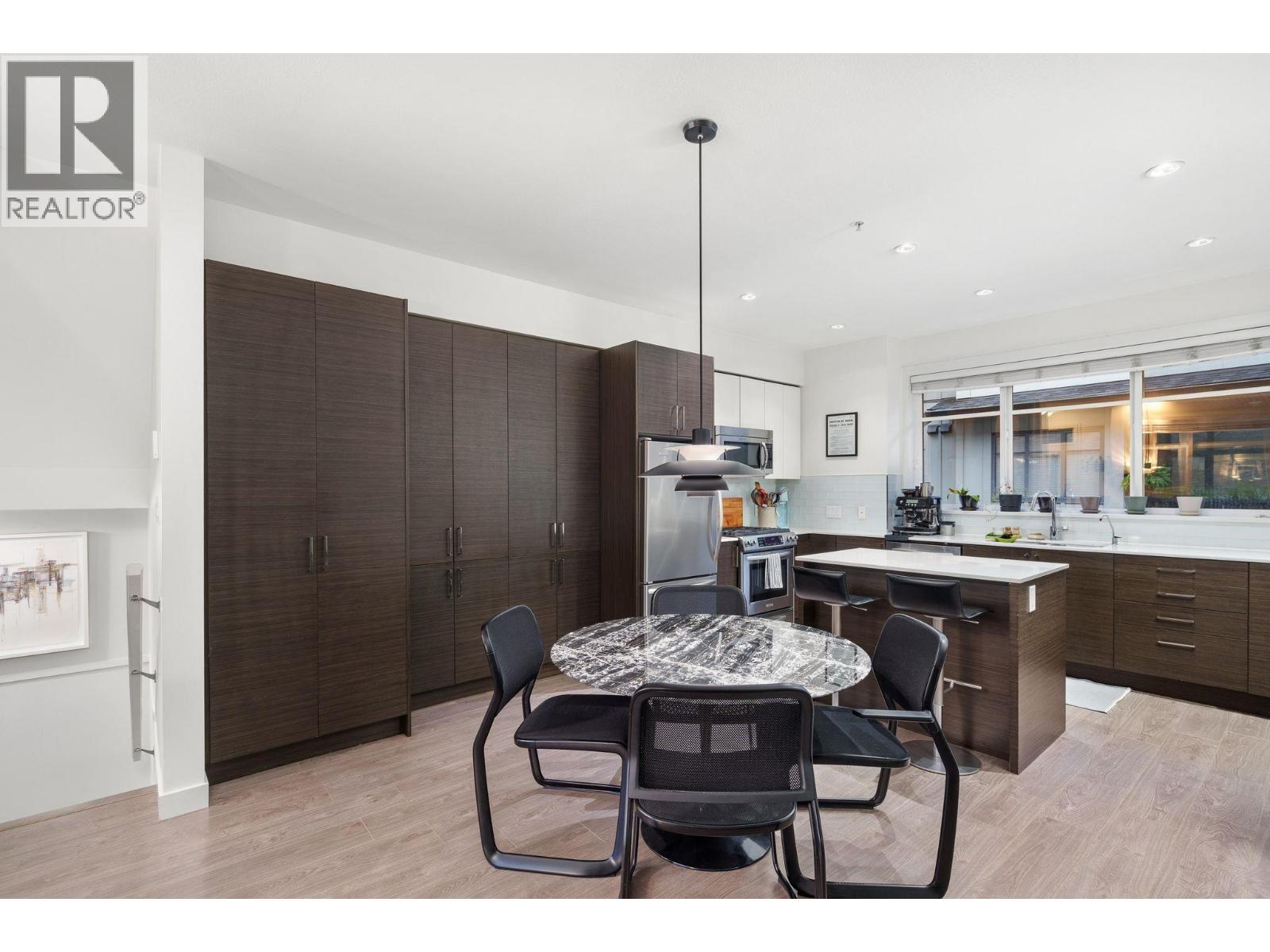 307 2135 Heritage Park Lane, North Vancouver, British Columbia  V7H 0B6 - Photo 9 - R3116237