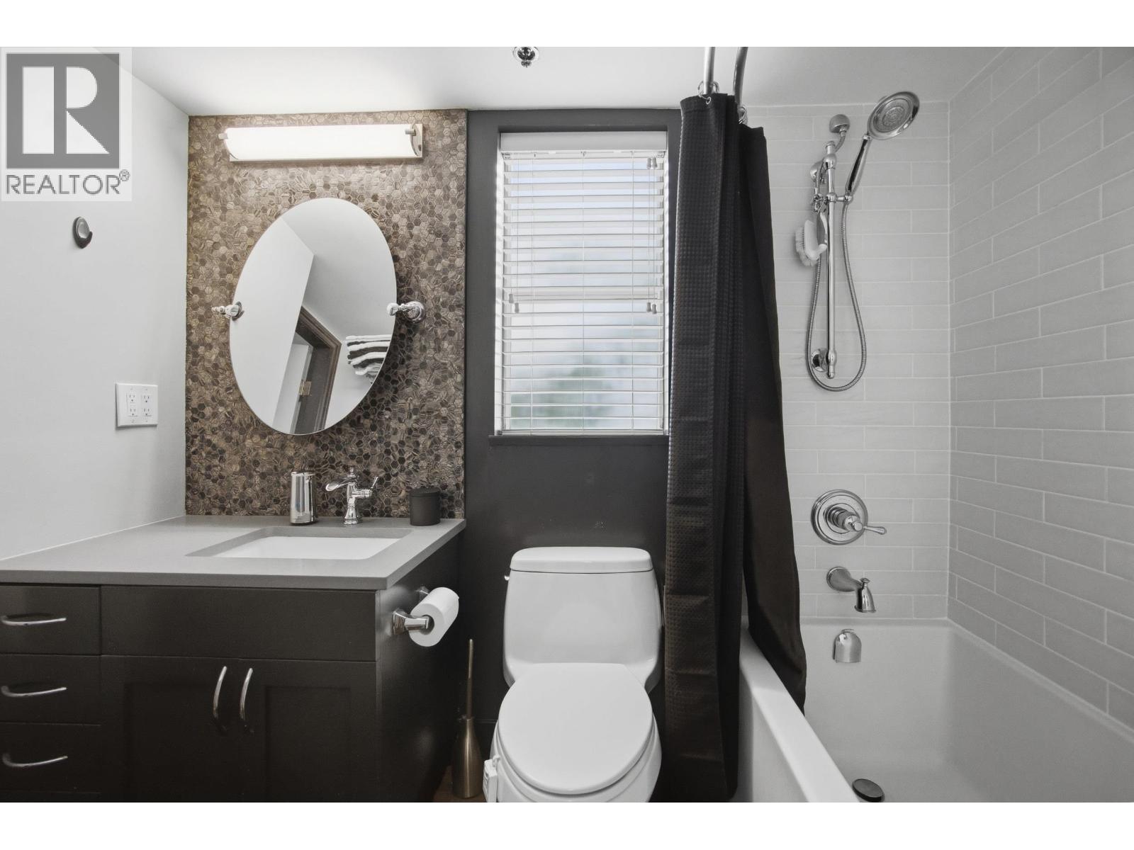 106 735 W 15th Avenue, Vancouver, British Columbia  V5Z 1R6 - Photo 16 - R3116248