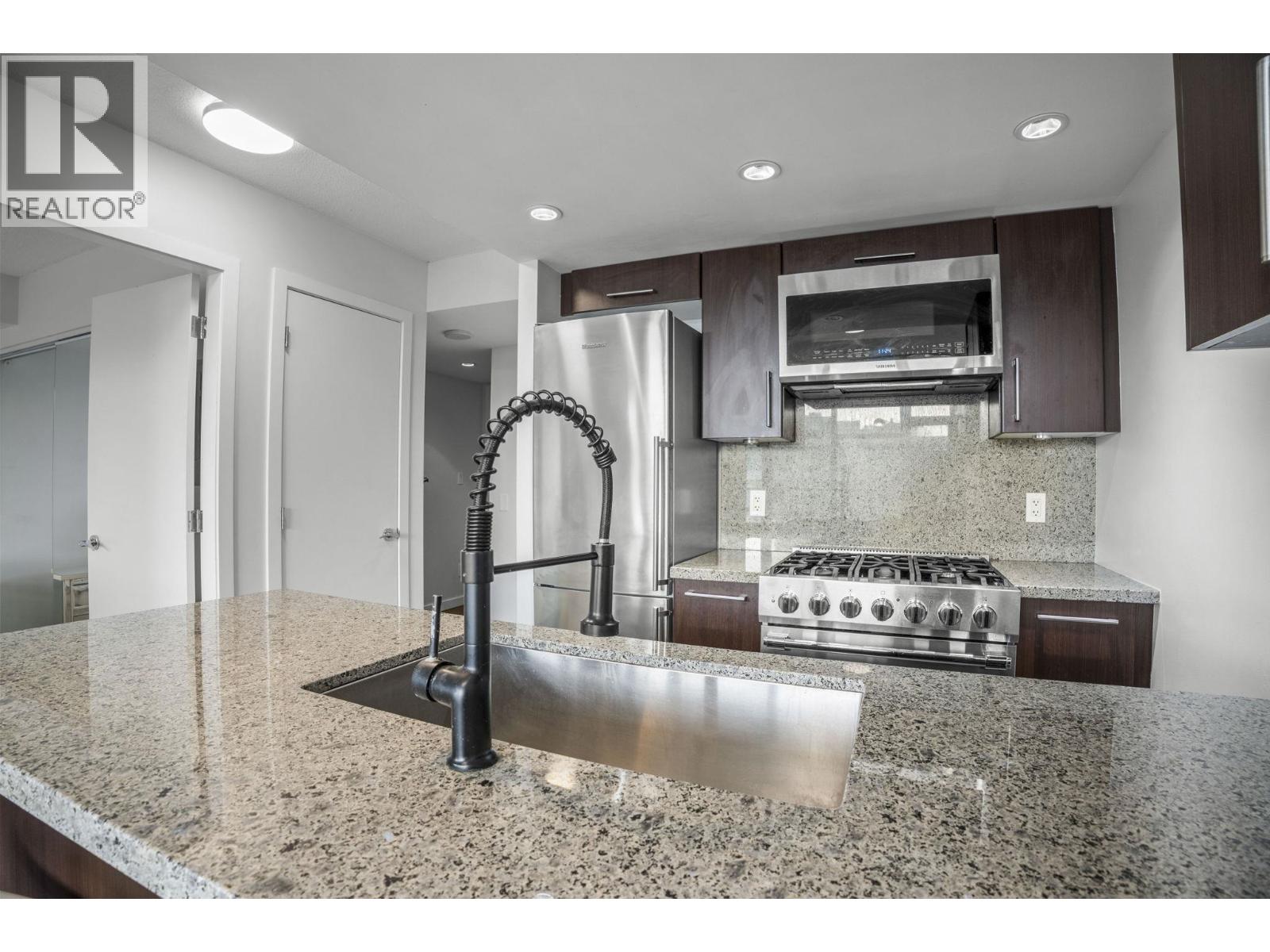 1405 168 W 1st Avenue, Vancouver, British Columbia  V5Y 0H6 - Photo 15 - R3116249