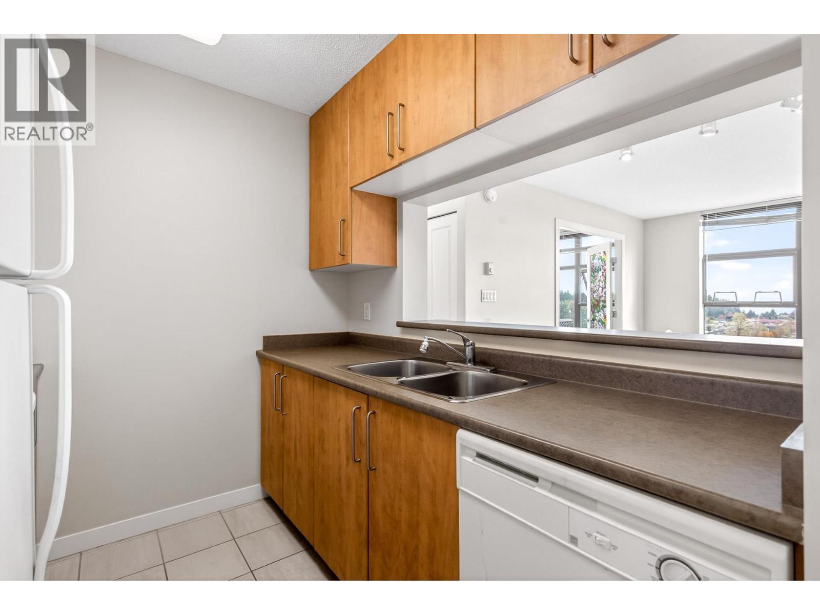 2502 5380 Oben Street, Vancouver, British Columbia  V5R 6H7 - Photo 8 - R3116261