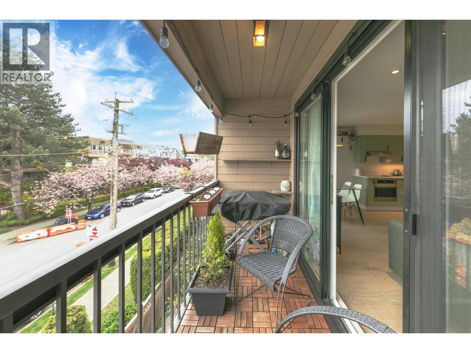 304 1825 W 8th Avenue, Vancouver, British Columbia  V6J 1V9 - Photo 27 - R3116267