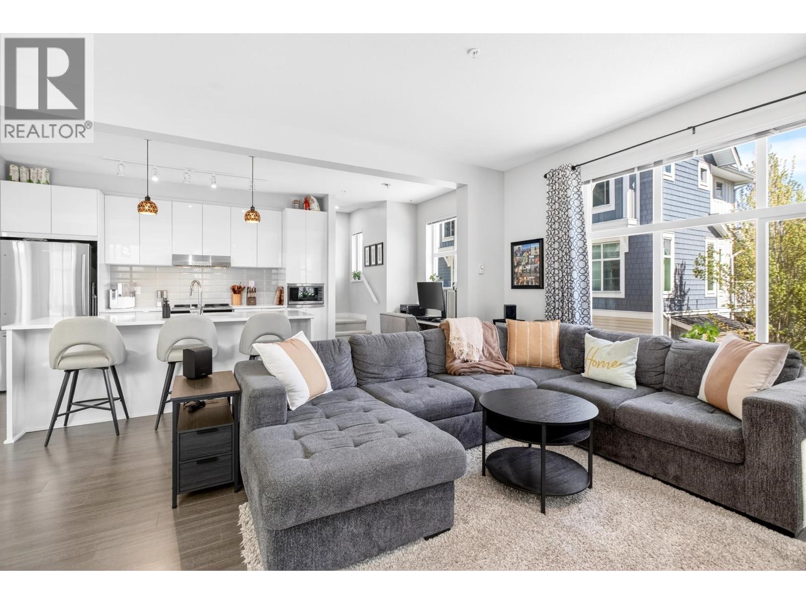 801 11295 Pazarena Place, Maple Ridge, British Columbia  V2X 4K9 - Photo 14 - R3116305