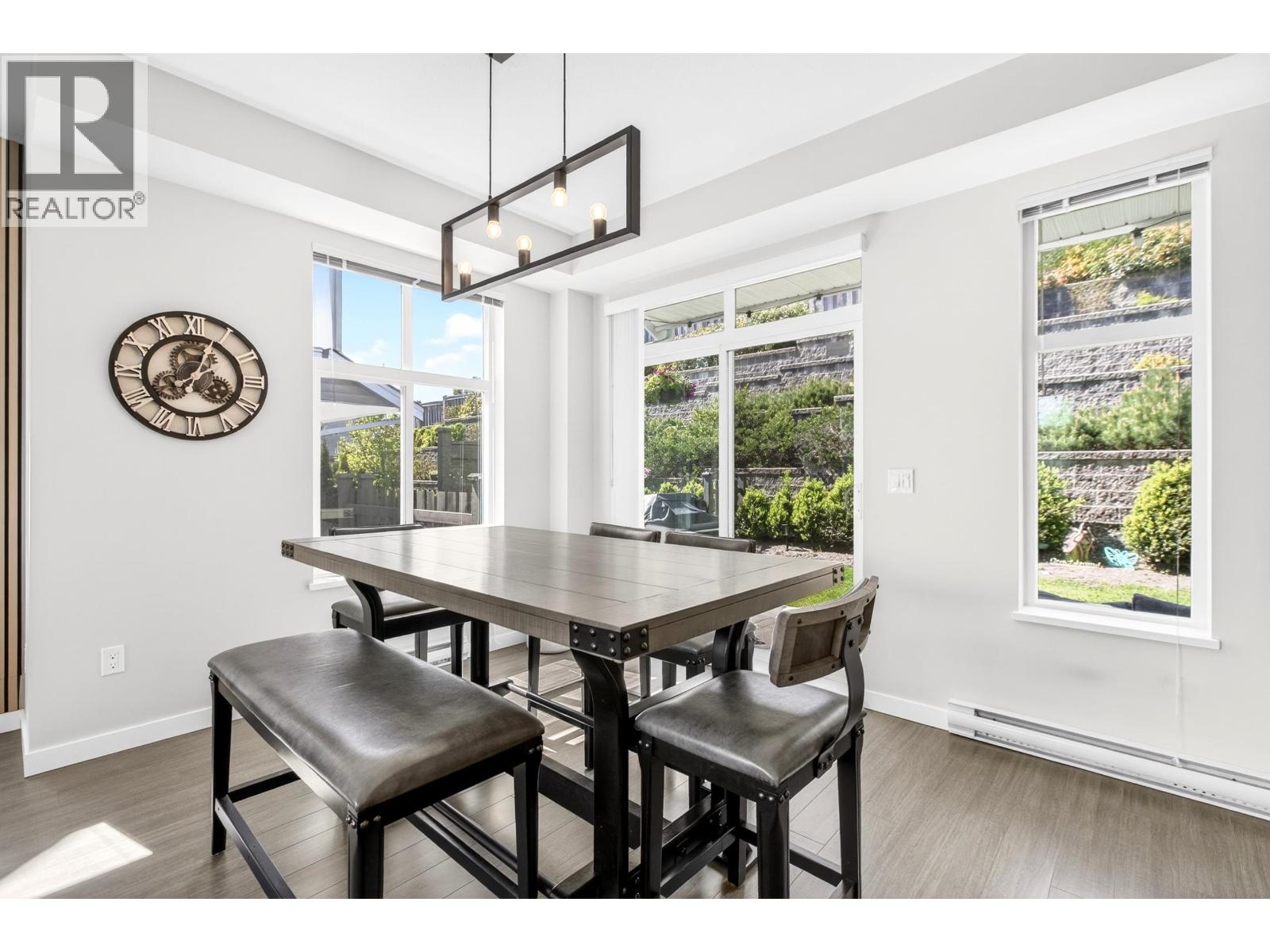 801 11295 Pazarena Place, Maple Ridge, British Columbia  V2X 4K9 - Photo 17 - R3116305