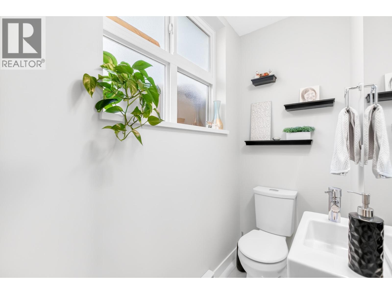 801 11295 Pazarena Place, Maple Ridge, British Columbia  V2X 4K9 - Photo 22 - R3116305