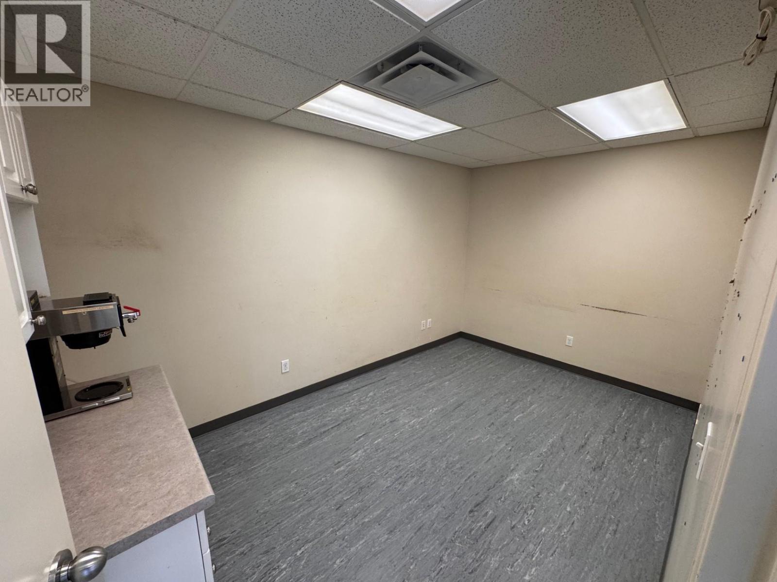 10241 Finning Frontage Road, Fort St. John, British Columbia  V1J 8A9 - Photo 15 - C8078260