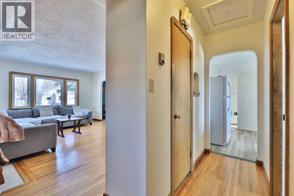 5409 50 Avenue, Camrose, Alberta  T4V 0T5 - Photo 23 - A2303605