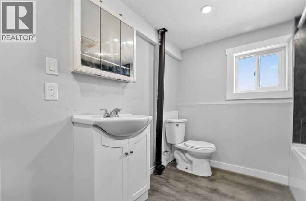 331 N 200 E, Raymond, Alberta  T0K 2S0 - Photo 15 - A2304419