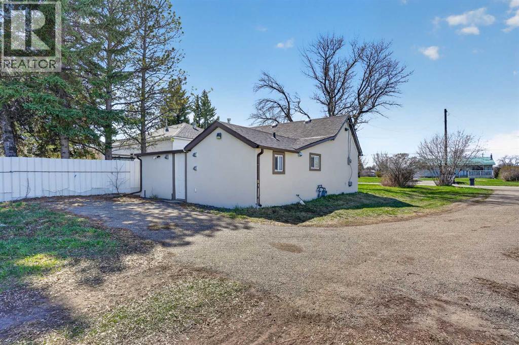 331 N 200 E, Raymond, Alberta  T0K 2S0 - Photo 24 - A2304419
