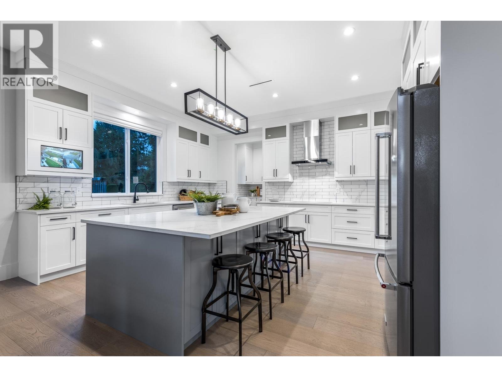 730 Schoolhouse Street, Coquitlam, British Columbia  V3J 5R9 - Photo 10 - R3115539