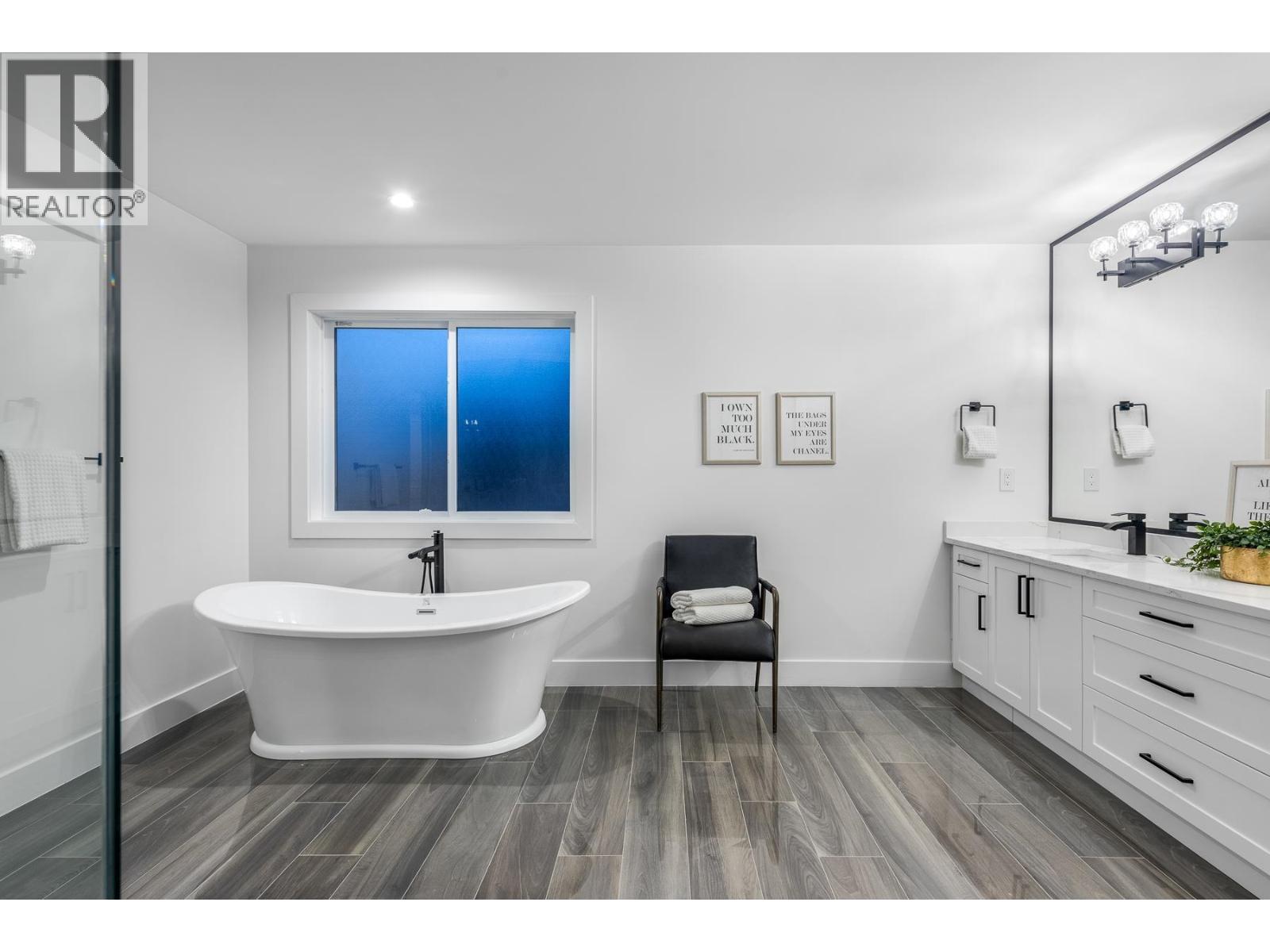 730 Schoolhouse Street, Coquitlam, British Columbia  V3J 5R9 - Photo 29 - R3115539