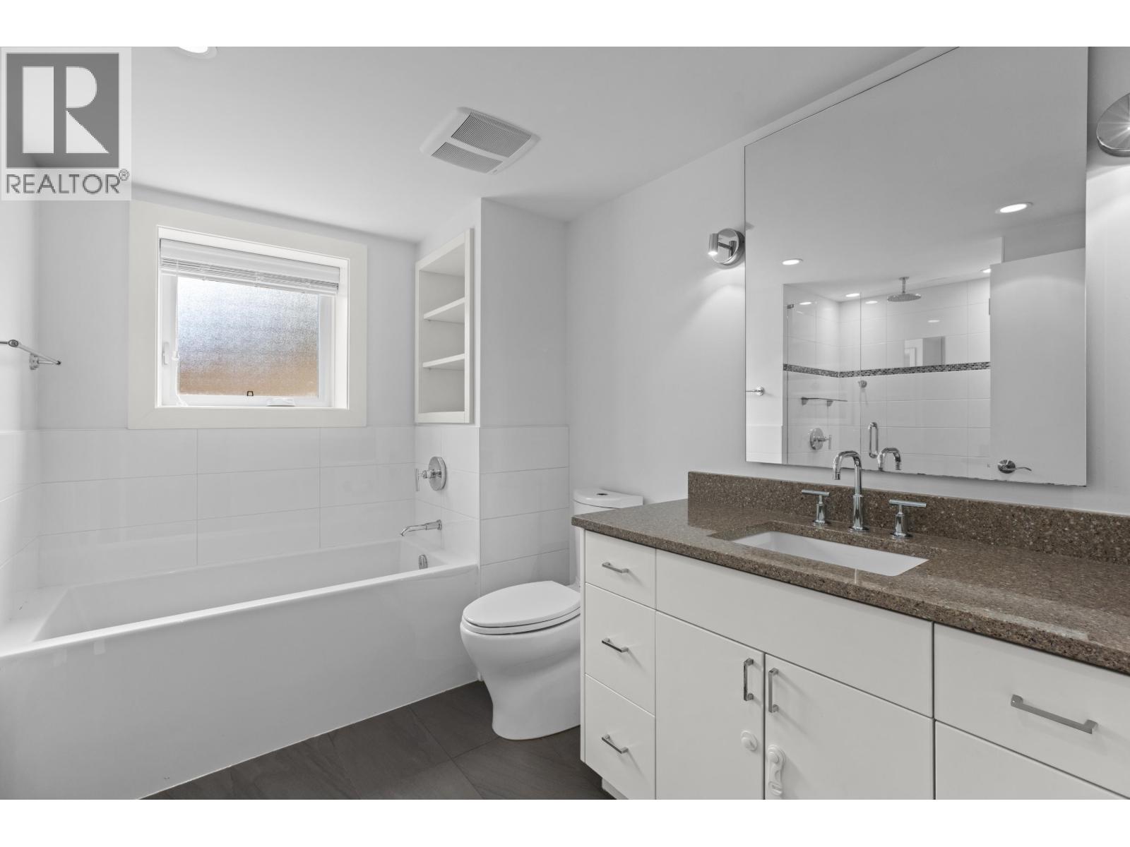 6297 Mackenzie Street, Vancouver, British Columbia  V6N 1H4 - Photo 29 - R3116269