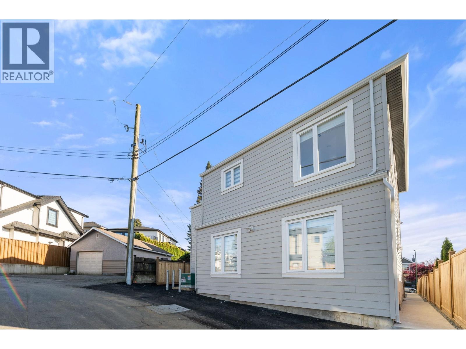 2 3583 HAIDA DRIVE, Vancouver, British Columbia