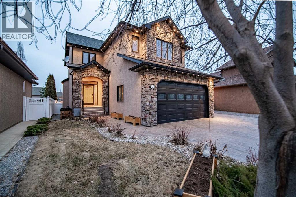 7 Aldrich Close, Red Deer, Alberta  T4R 3R5 - Photo 2 - A2305363