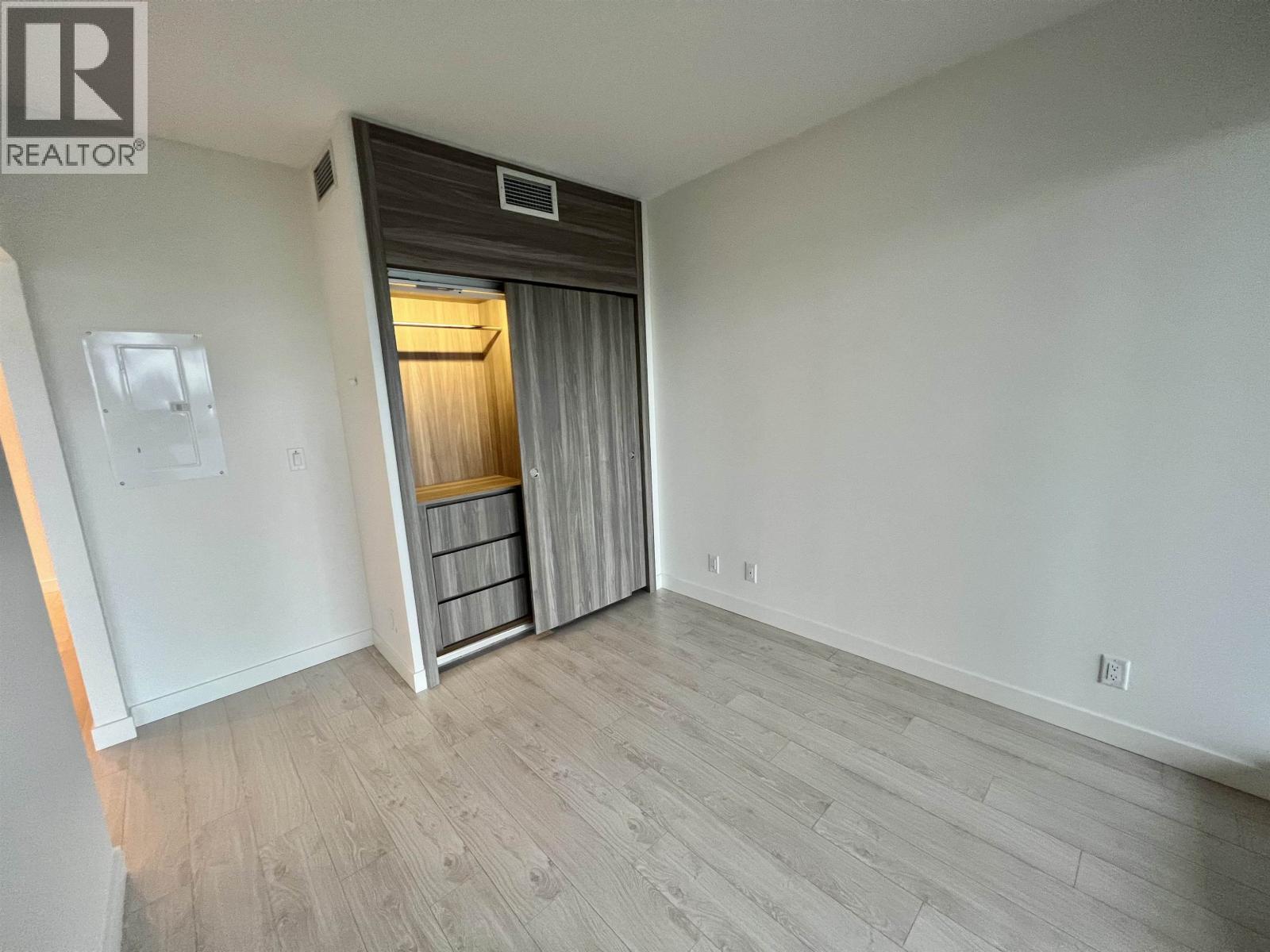 1710 4880 Lougheed Highway, Burnaby, British Columbia  V5C 0N1 - Photo 2 - R3116252