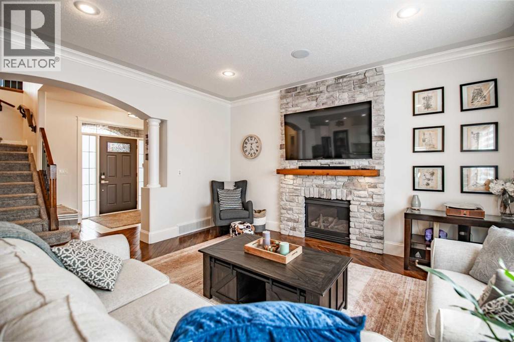 7 Aldrich Close, Red Deer, Alberta  T4R 3R5 - Photo 4 - A2305363