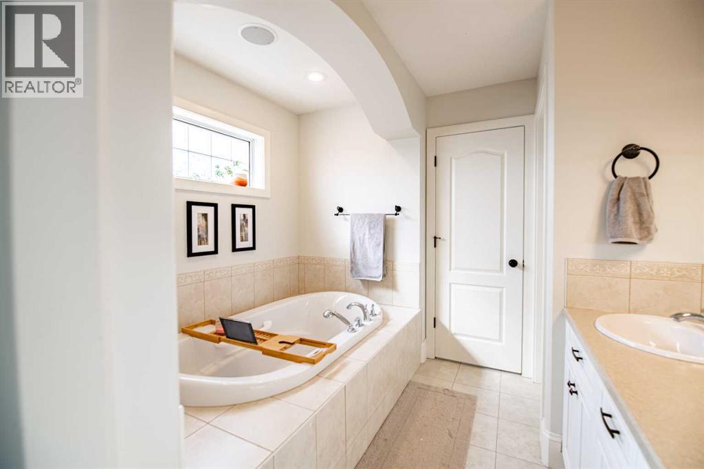 7 Aldrich Close, Red Deer, Alberta  T4R 3R5 - Photo 23 - A2305363