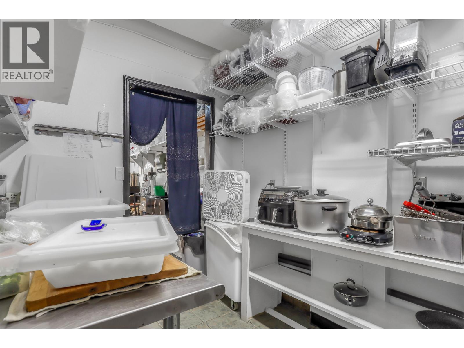 4572 W 10th Avenue, Vancouver, British Columbia  V6R 2J1 - Photo 15 - C8078255