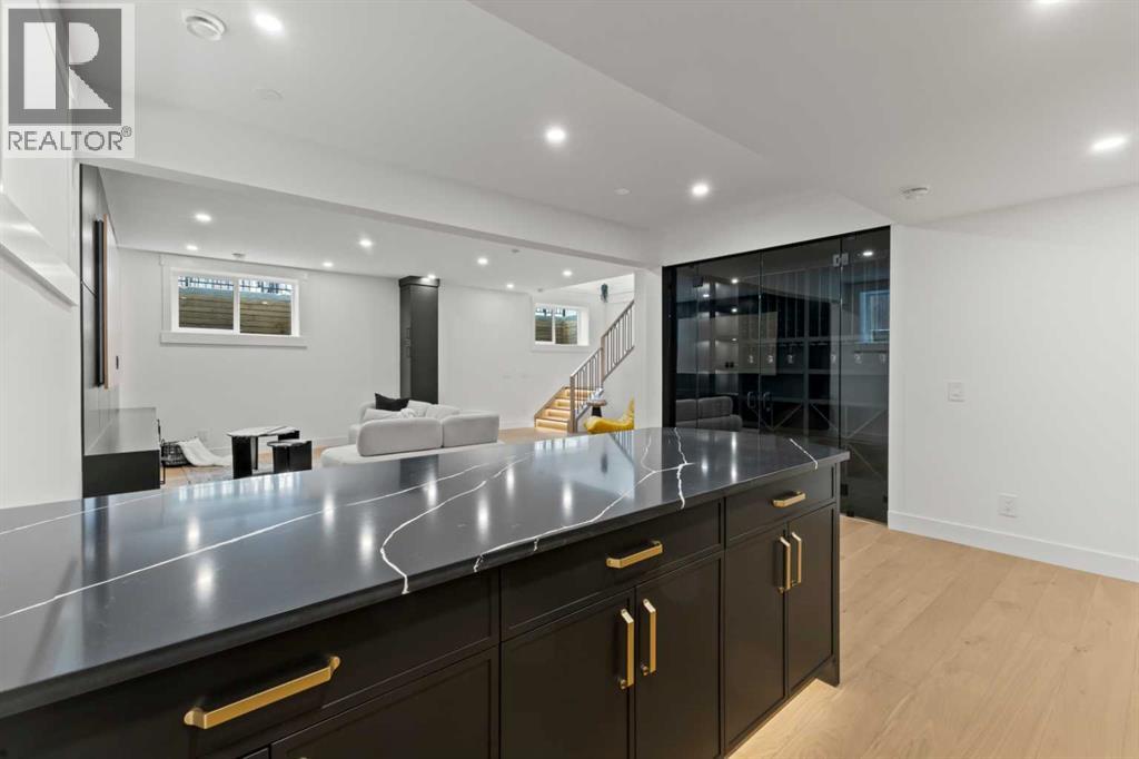 1910 Broadview Road Nw, Calgary, Alberta  T2N 3H7 - Photo 46 - A2298662