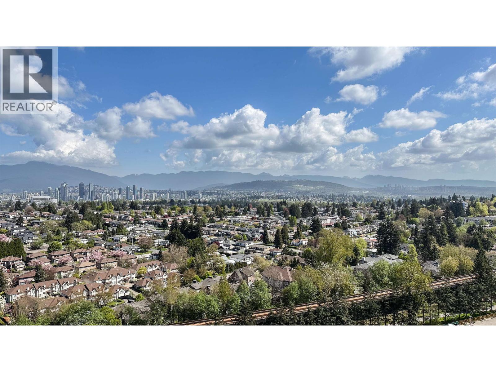 2703 5665 Boundary Road, Vancouver, British Columbia  V5R 0E4 - Photo 3 - R3114963