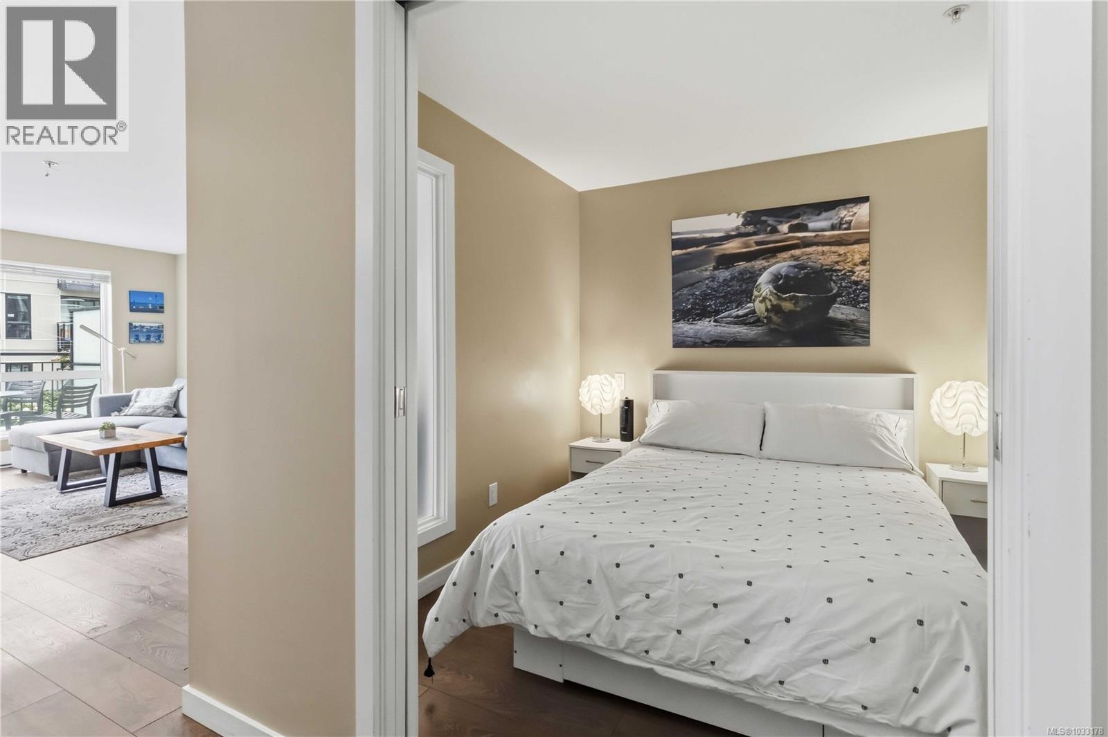 213 517 Fisgard St, Victoria, British Columbia  V8W 0C5 - Photo 14 - 1033178