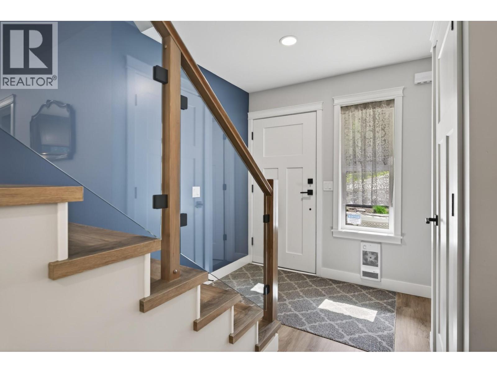 1801 Paul Lake Road Unit# 7, Kamloops, British Columbia  V2H 1N7 - Photo 3 - 10384810