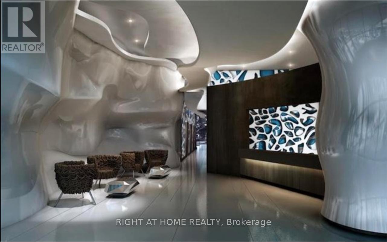 7401 - 1 Bloor Street E, Toronto, Ontario  M4W 1A9 - Photo 17 - C13050284