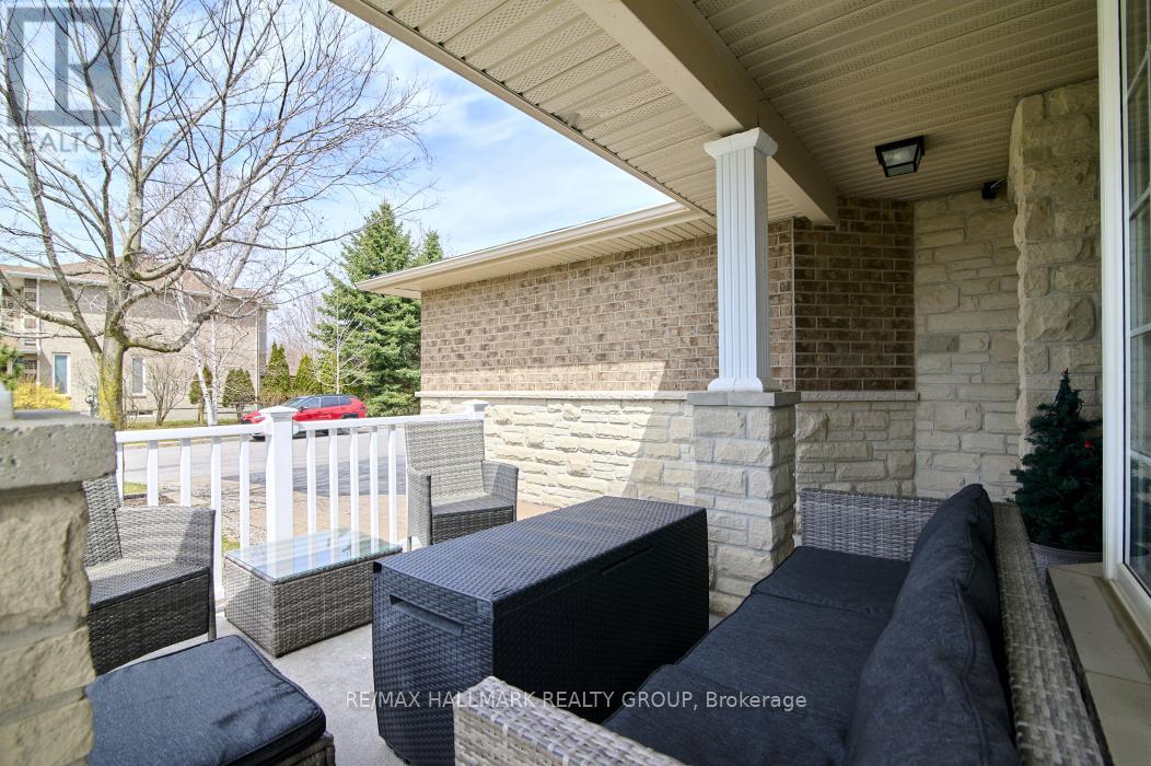 702 Mud Creek Crescent, Ottawa, Ontario  K1V 1W3 - Photo 5 - X13050218