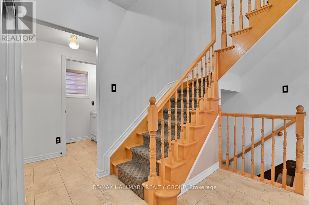 702 Mud Creek Crescent, Ottawa, Ontario  K1V 1W3 - Photo 7 - X13050218