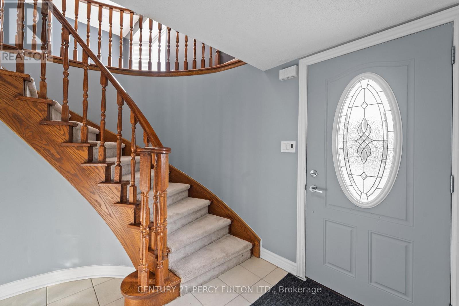 34 Kingswood Drive, Clarington, Ontario  L1E 1G2 - Photo 3 - E13050278