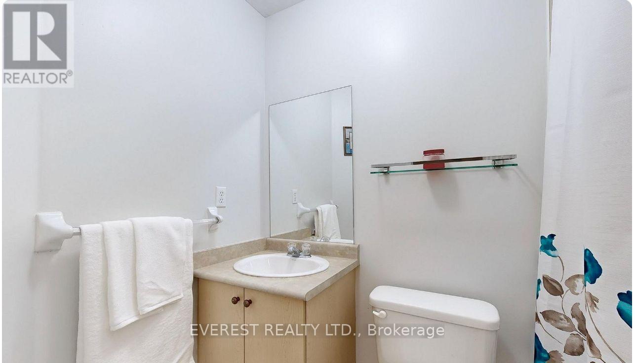 126 Conn Smythe Drive, Toronto (Scarborough Village), Ontario  M1J 3P5 - Photo 13 - E13050292