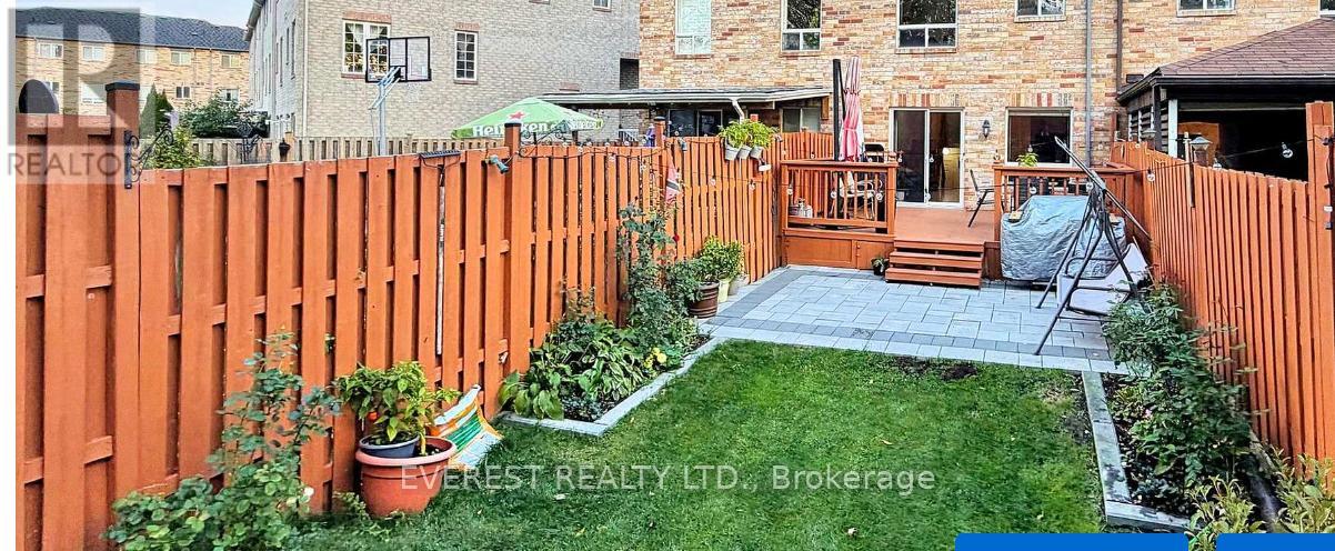 126 Conn Smythe Drive, Toronto (Scarborough Village), Ontario  M1J 3P5 - Photo 2 - E13050292