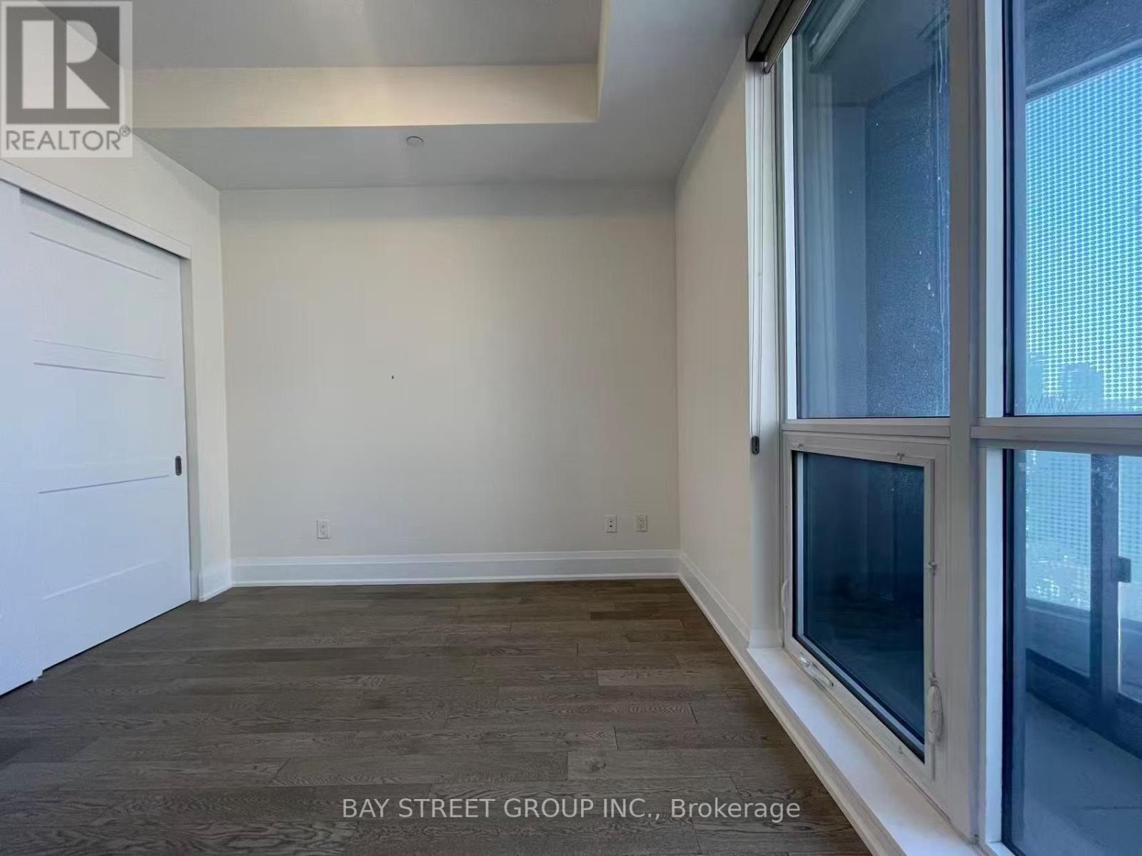 1105 - 88 Cumberland Street, Toronto, Ontario  M5R 1A3 - Photo 11 - C12938140