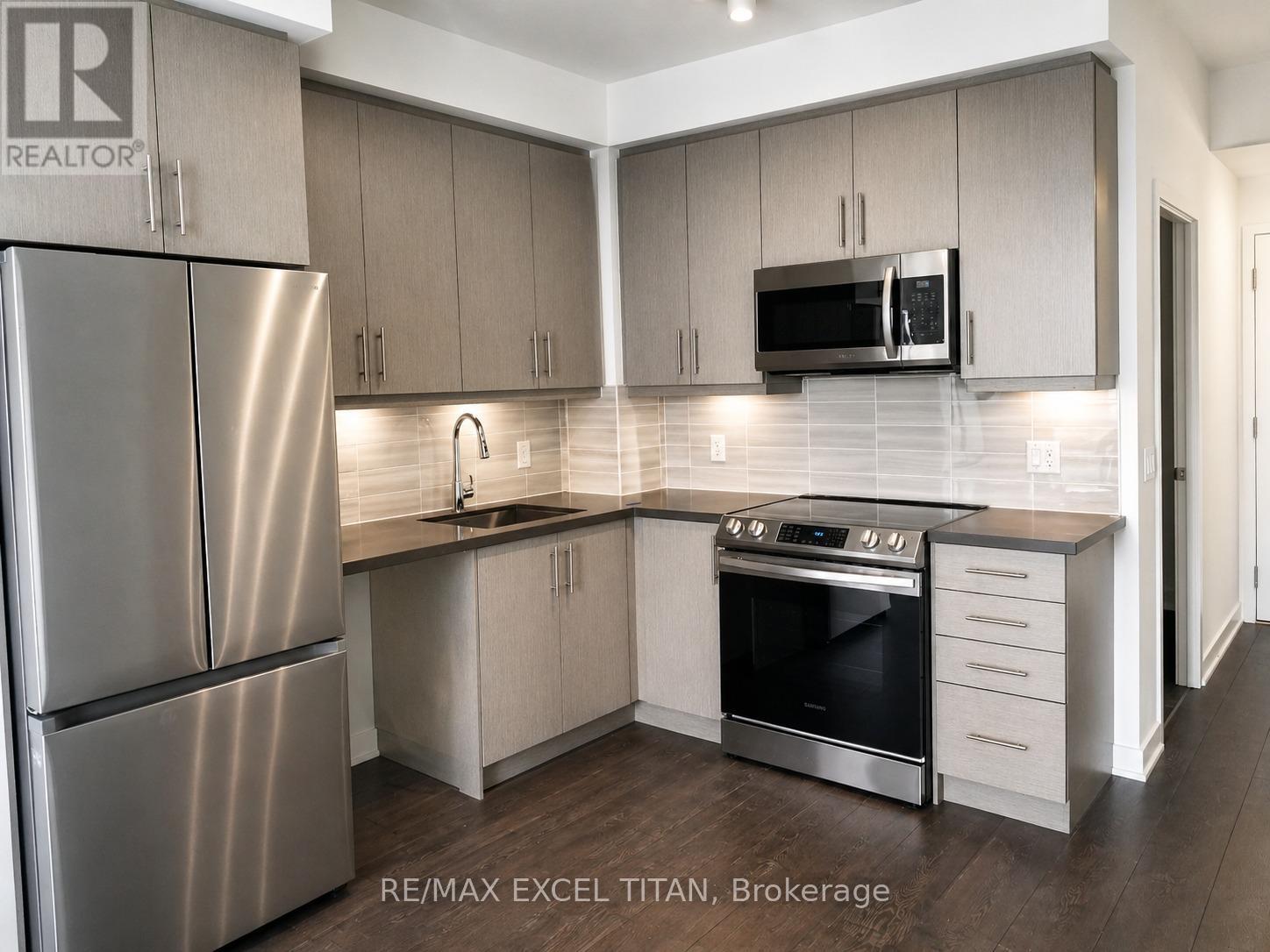 #2011 - 105 Oneida Crescent, Richmond Hill, Ontario  L4B 0H6 - Photo 10 - N13049840