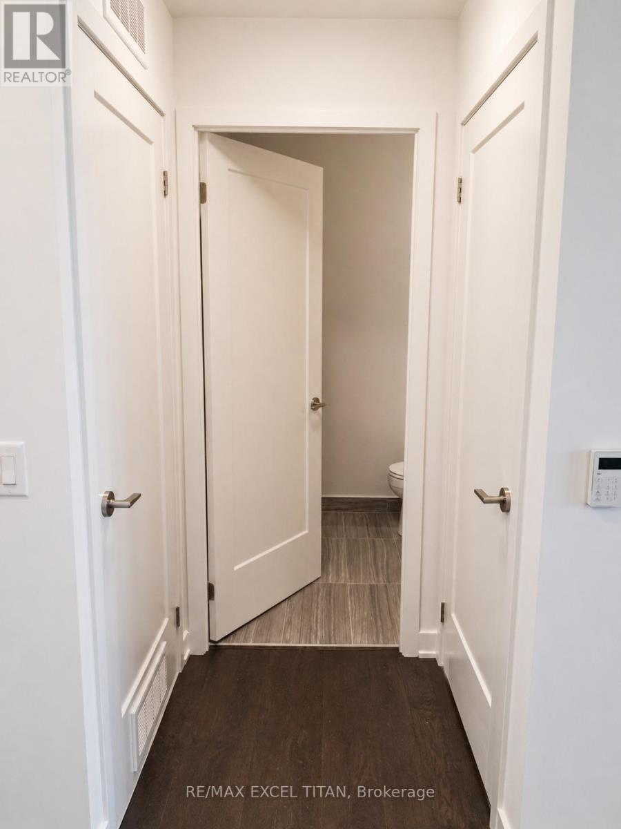 #2011 - 105 Oneida Crescent, Richmond Hill, Ontario  L4B 0H6 - Photo 6 - N13049840