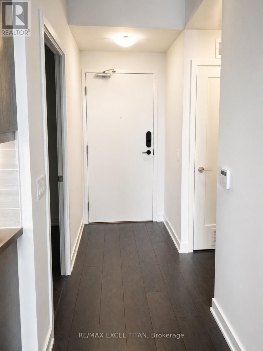 #2011 - 105 Oneida Crescent, Richmond Hill, Ontario  L4B 0H6 - Photo 3 - N13049840