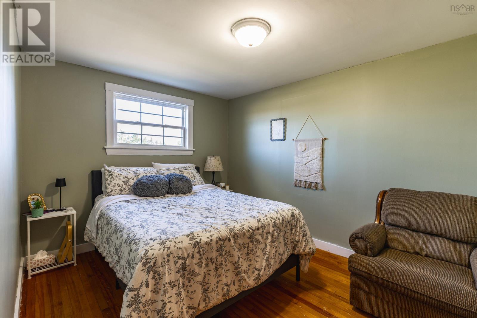 41 School Street, Lower West Pubnico, Nova Scotia  B0W 2C0 - Photo 10 - 202525668