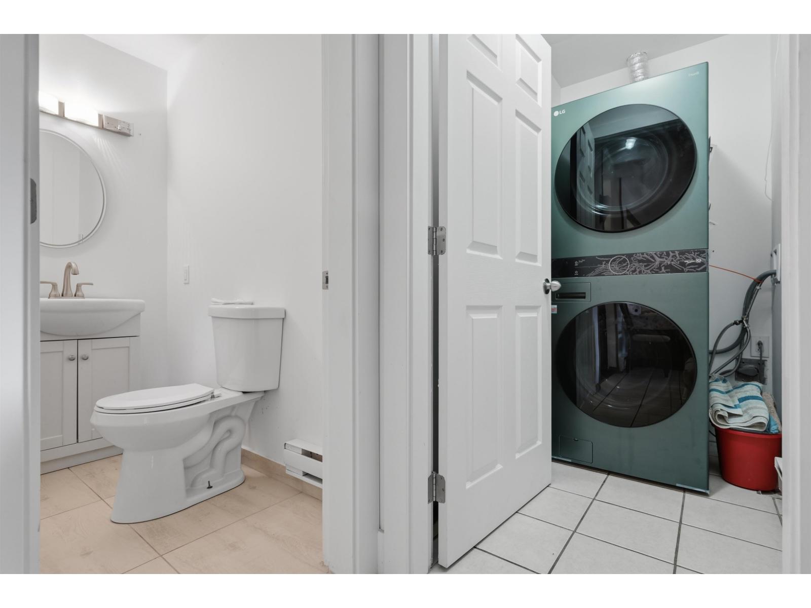 13242 67 Avenue, Surrey, British Columbia  V3W 7J2 - Photo 11 - R3112839