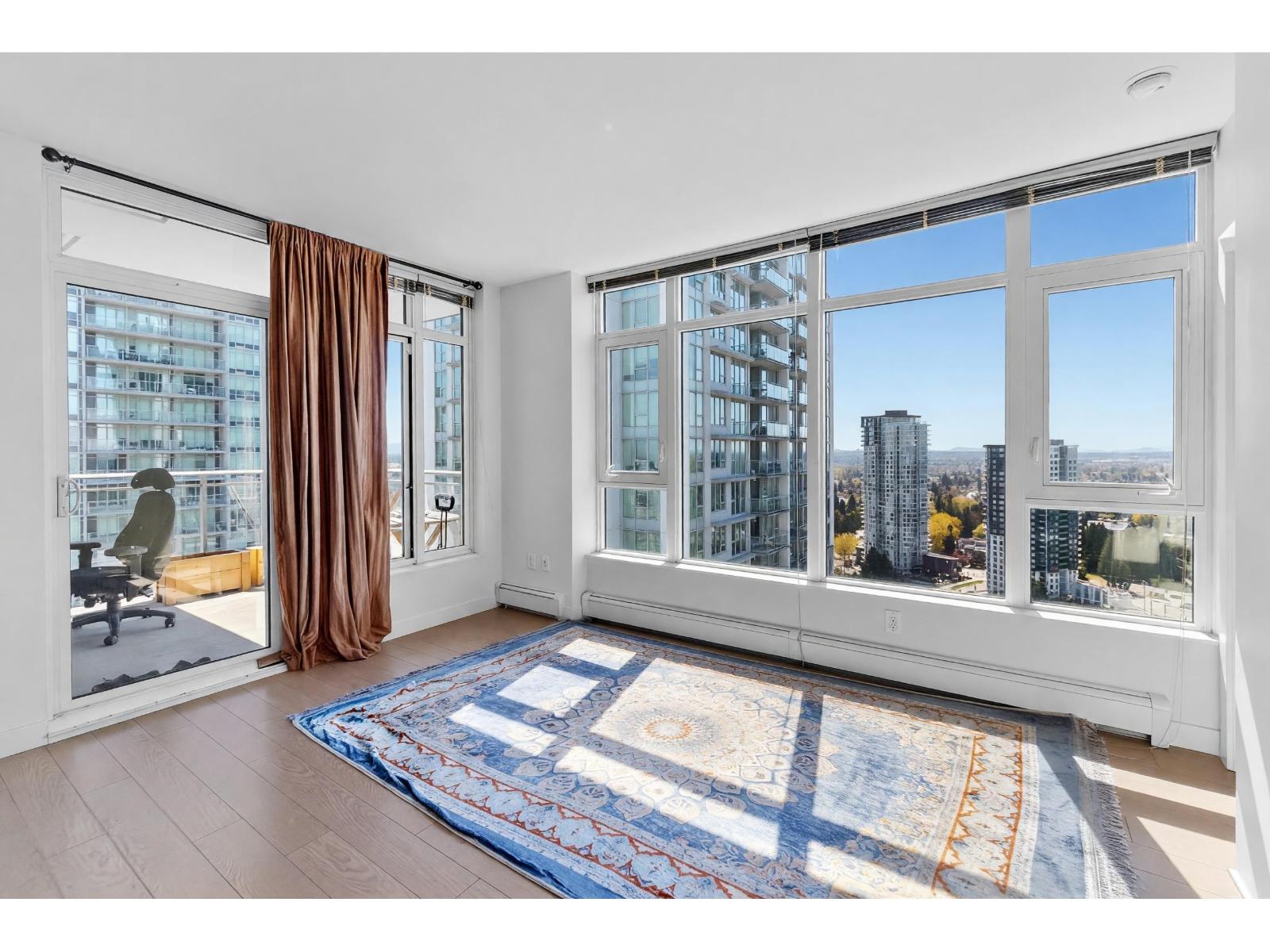 2709 13308 Central Avenue, Surrey, British Columbia  V3T 0M4 - Photo 5 - R3114910