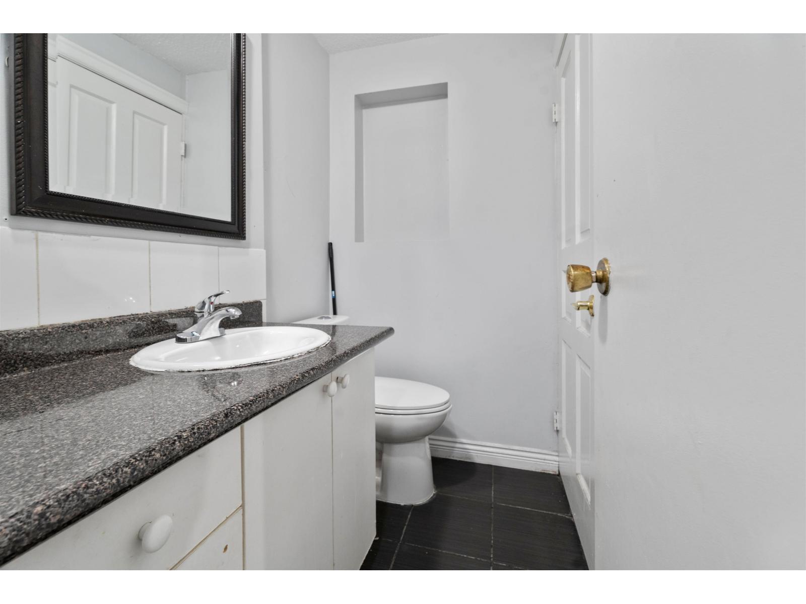 11516 Parkwood Place, Delta, British Columbia  V4C 7L1 - Photo 7 - R3116283