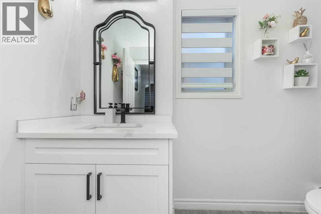 8430 Saddleridge Drive Ne, Calgary, Alberta  t3j 4w9 - Photo 11 - A2293529