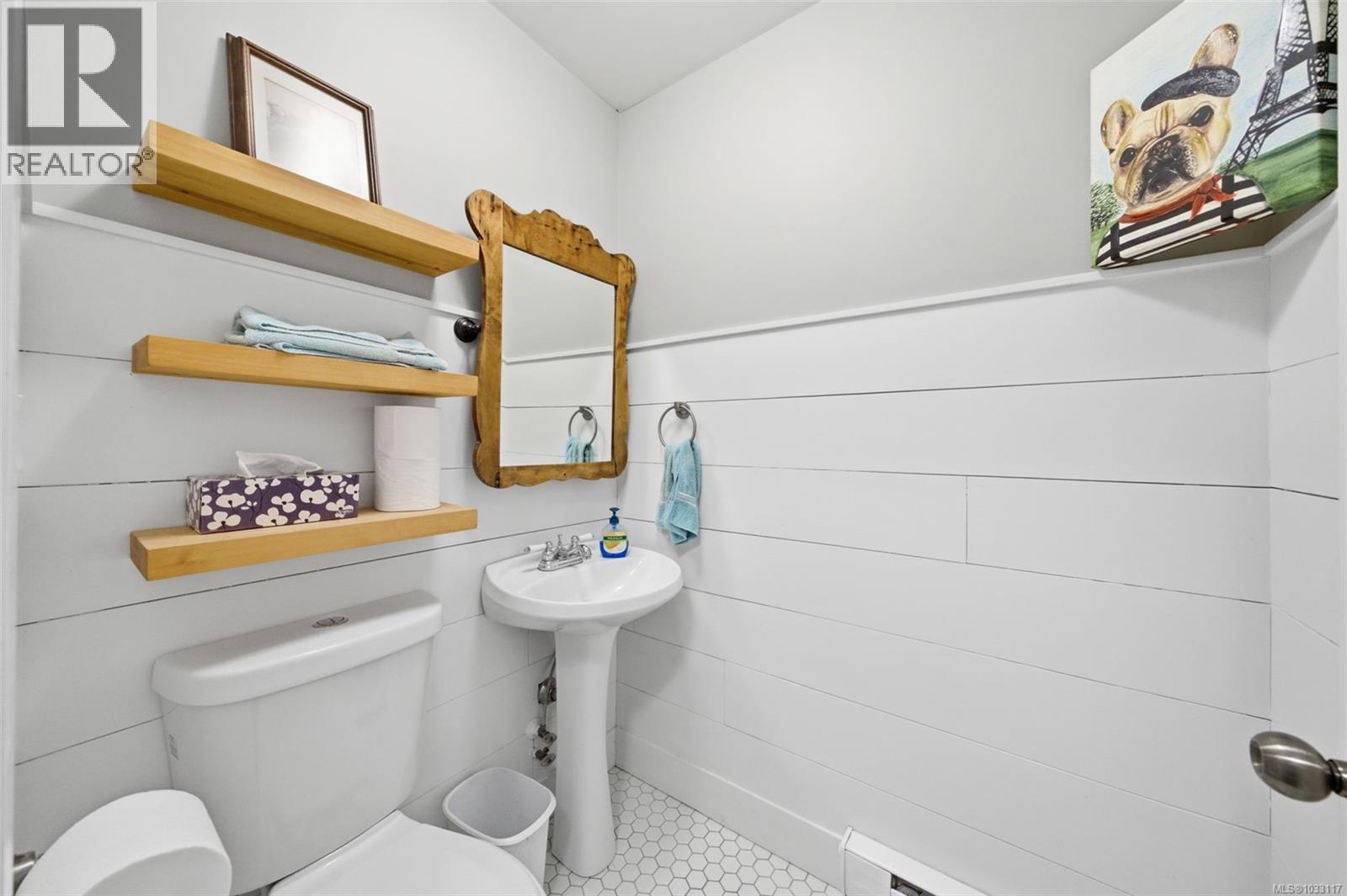 100 Comiaken Ave, Lake Cowichan, British Columbia  V0R 2G0 - Photo 27 - 1033117