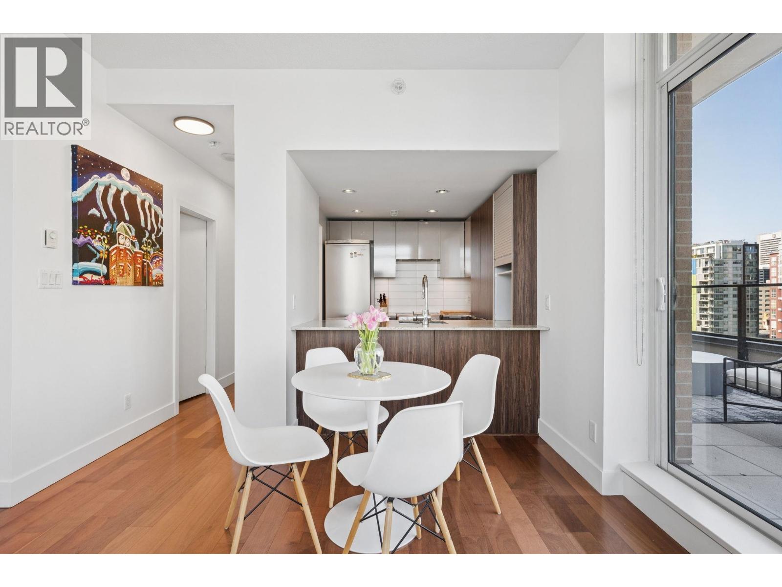 1906 1088 Richards Street, Vancouver, British Columbia  V6B 0J8 - Photo 11 - R3116193