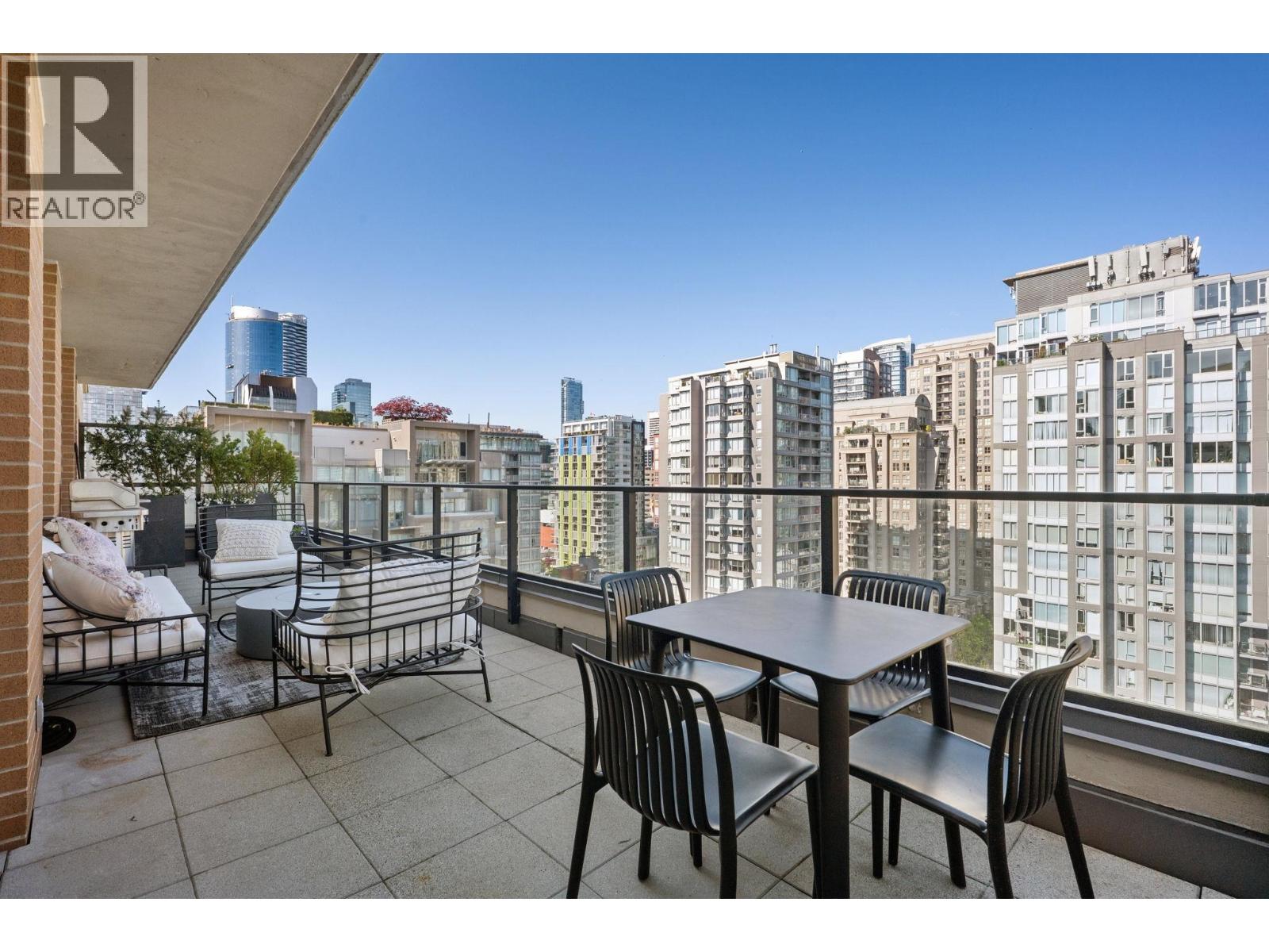 1906 1088 Richards Street, Vancouver, British Columbia  V6B 0J8 - Photo 2 - R3116193