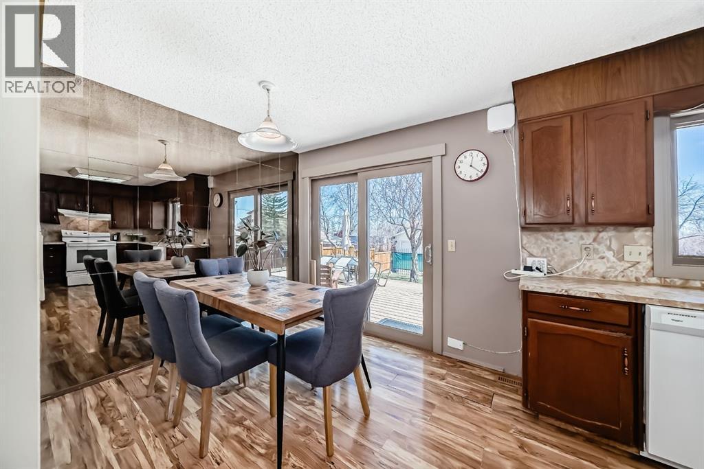 87 Berwick Crescent Nw, Calgary, Alberta  T3K 1P7 - Photo 10 - A2304504