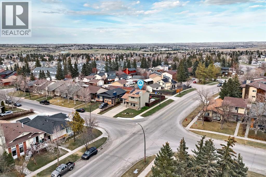 87 Berwick Crescent Nw, Calgary, Alberta  T3K 1P7 - Photo 38 - A2304504